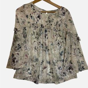 Sheer Lace Floral Blouse Bell / Flare Sleeve Shirt Chest Smocking Ruffle Sm Boho